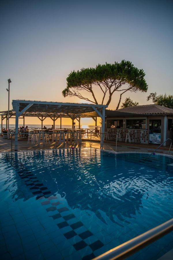 Mesogeios Hotel Marathópoli Kültér fotó