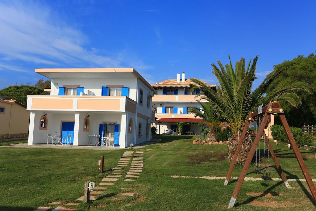 Mesogeios Hotel Marathópoli Kültér fotó